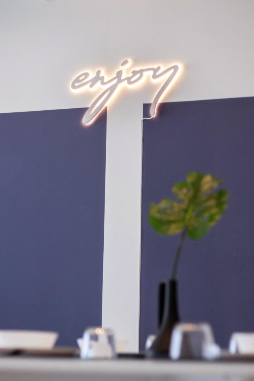 Arte Serviced Apartment @ Penang Gelugor Esterno foto