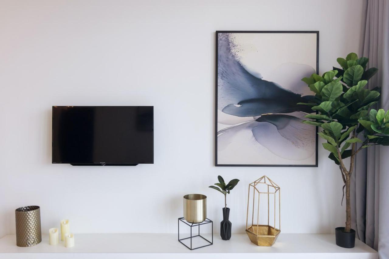 Arte Serviced Apartment @ Penang Gelugor Esterno foto