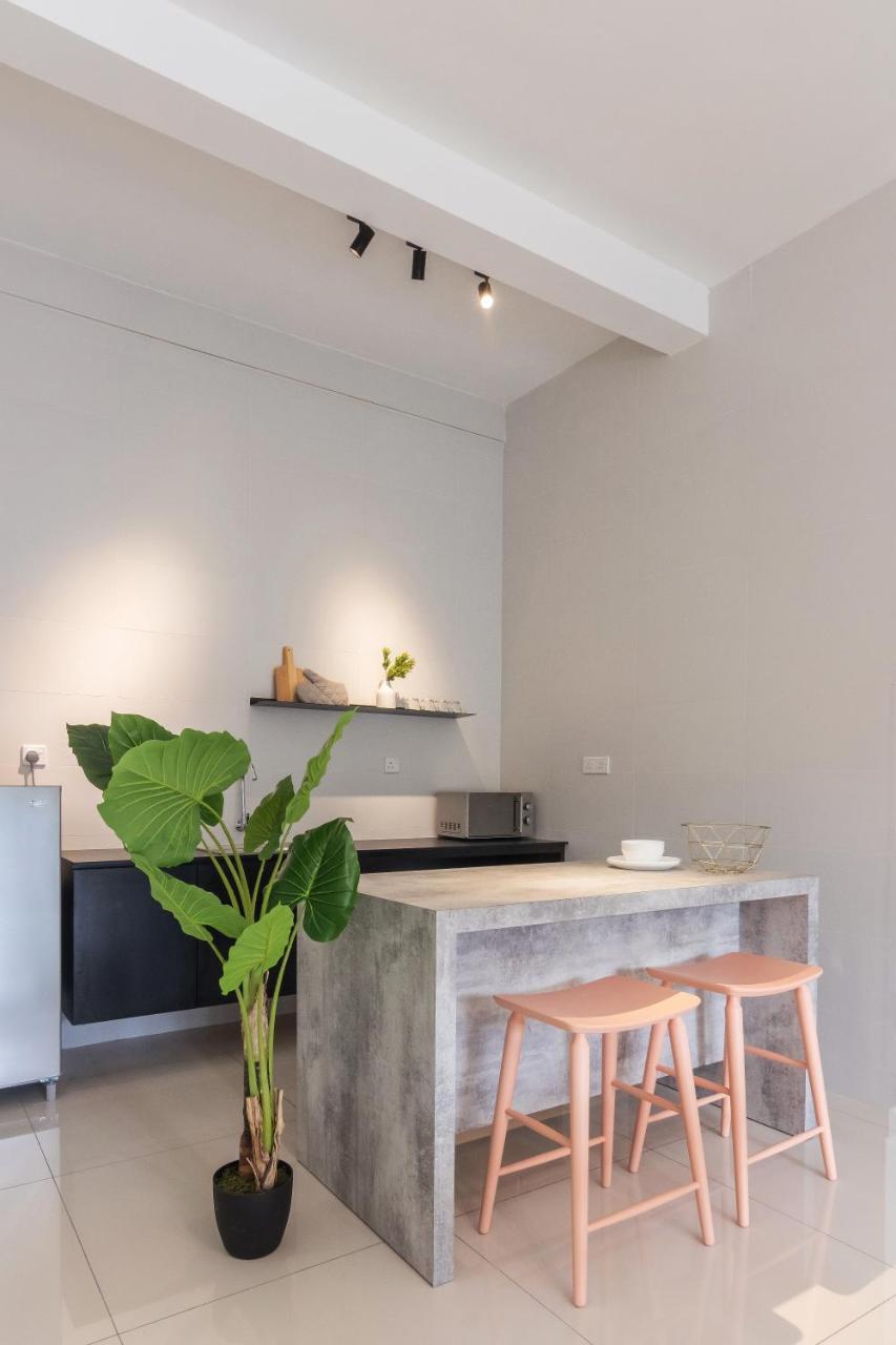 Arte Serviced Apartment @ Penang Gelugor Esterno foto